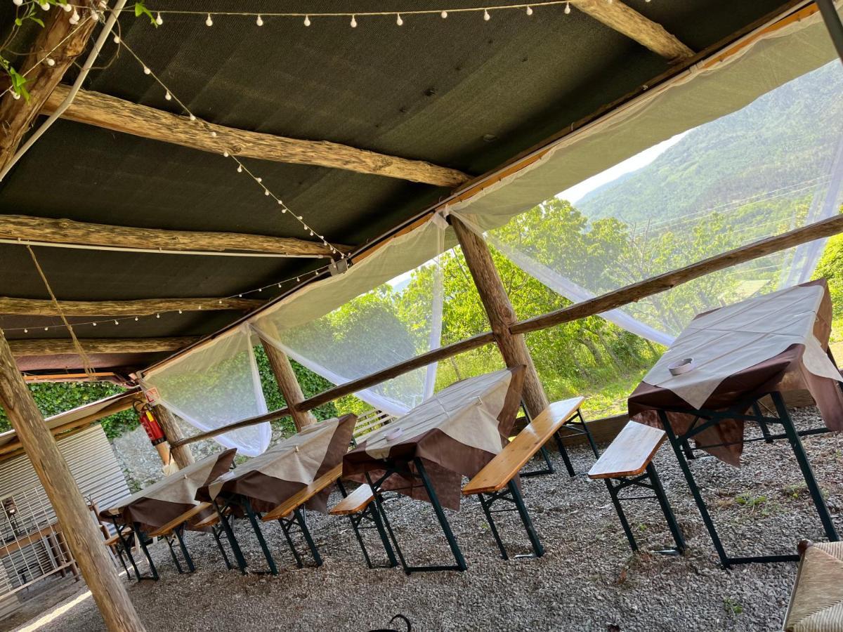 Locanda Agrogallo Carro Exteriér fotografie